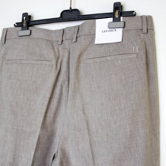 BNWT SS25 LES DEUX REECE PLEATED SLUB SUIT PANTS 34 - Picture 5 of 13